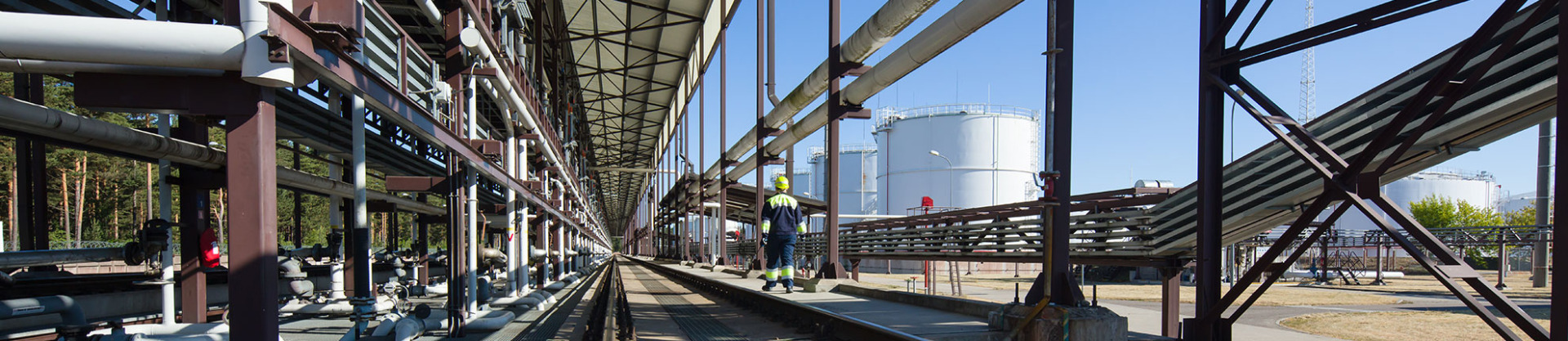 operator, rail car tracks and storage terminal